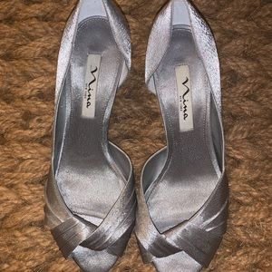 Silver Nina Culvar Pumps Size 9W